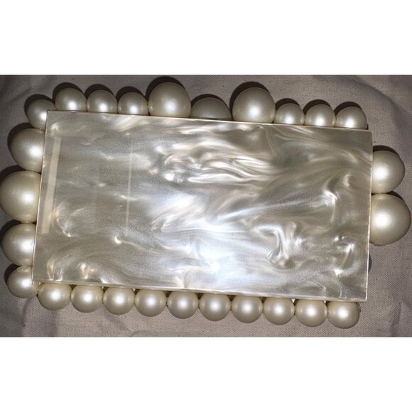 Cult Gaia Eos Beaded Acrylic Box Clutch in Pearl Woth Box Womens Ball Bag - Picture 8 of 16